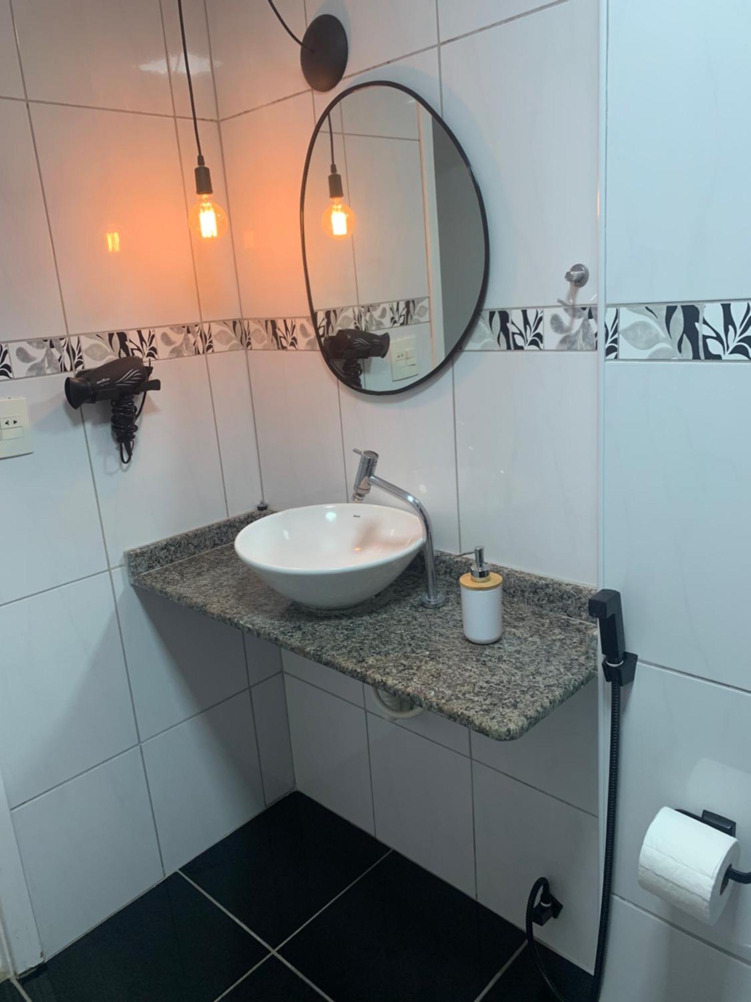 Apartamento Em Santos No Gonzaga Em Frente A Praia Exterior photo