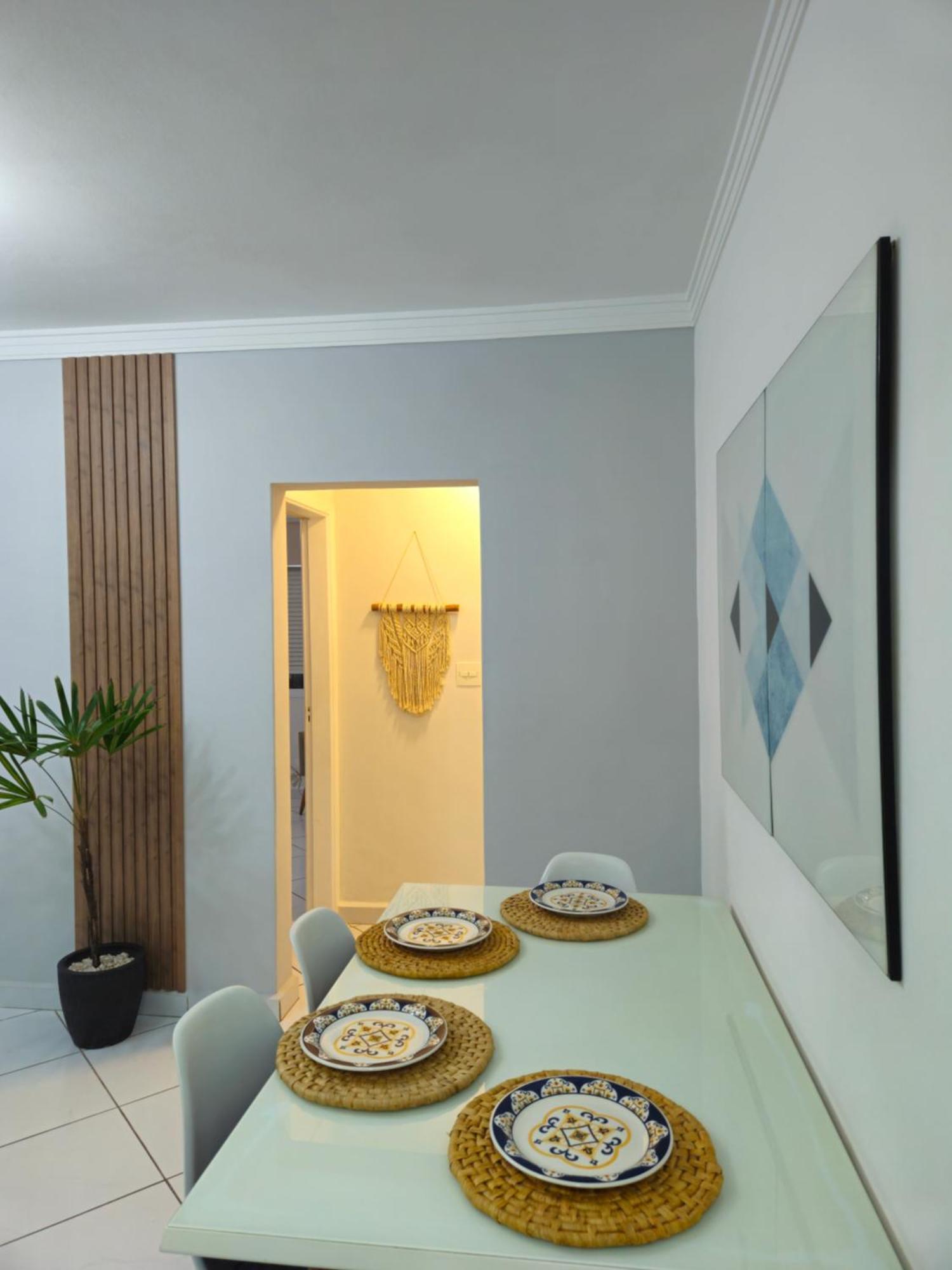 Apartamento Em Santos No Gonzaga Em Frente A Praia Exterior photo